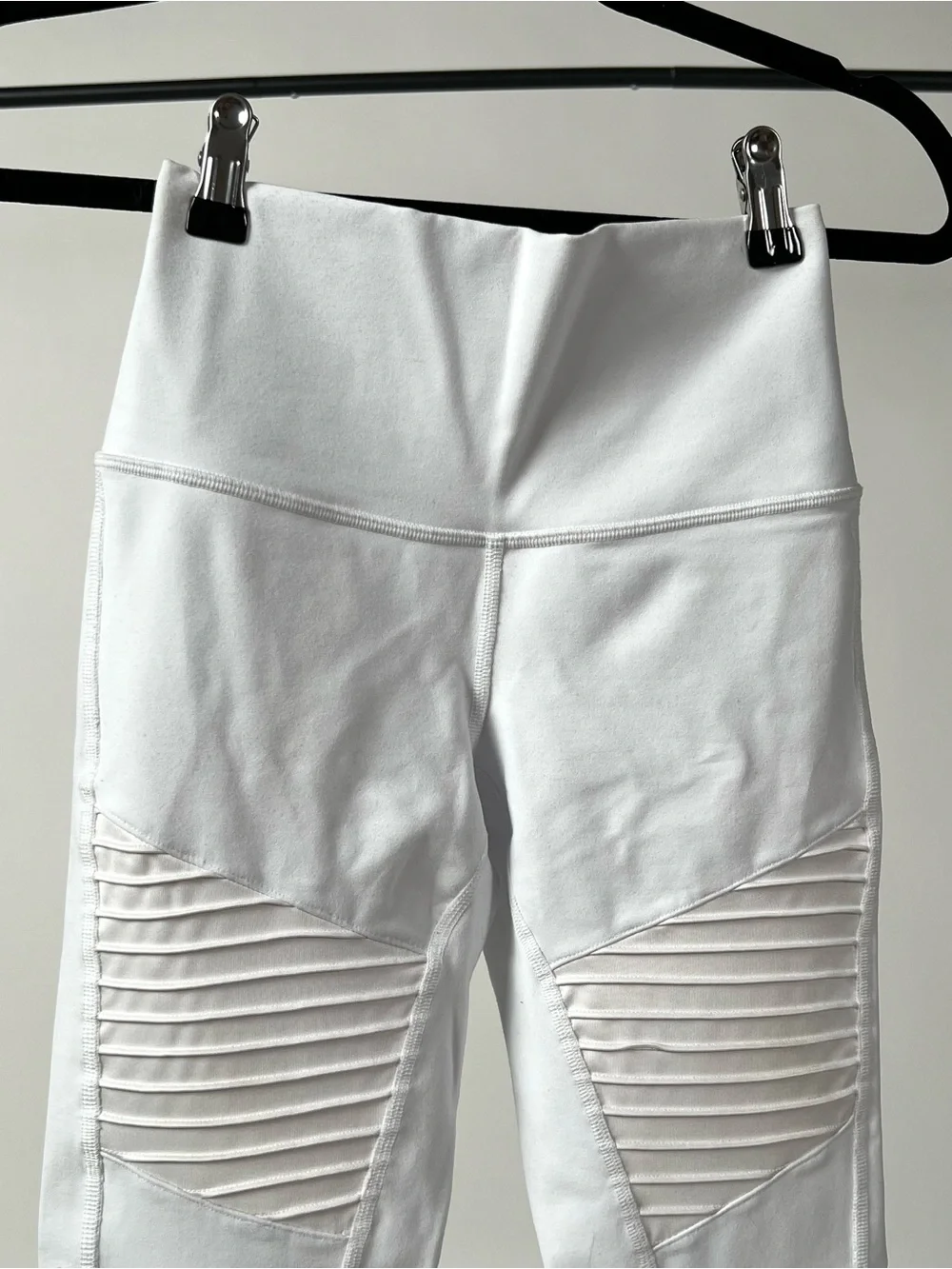 ALO Yoga 7/8 High-Waist Moto Legging